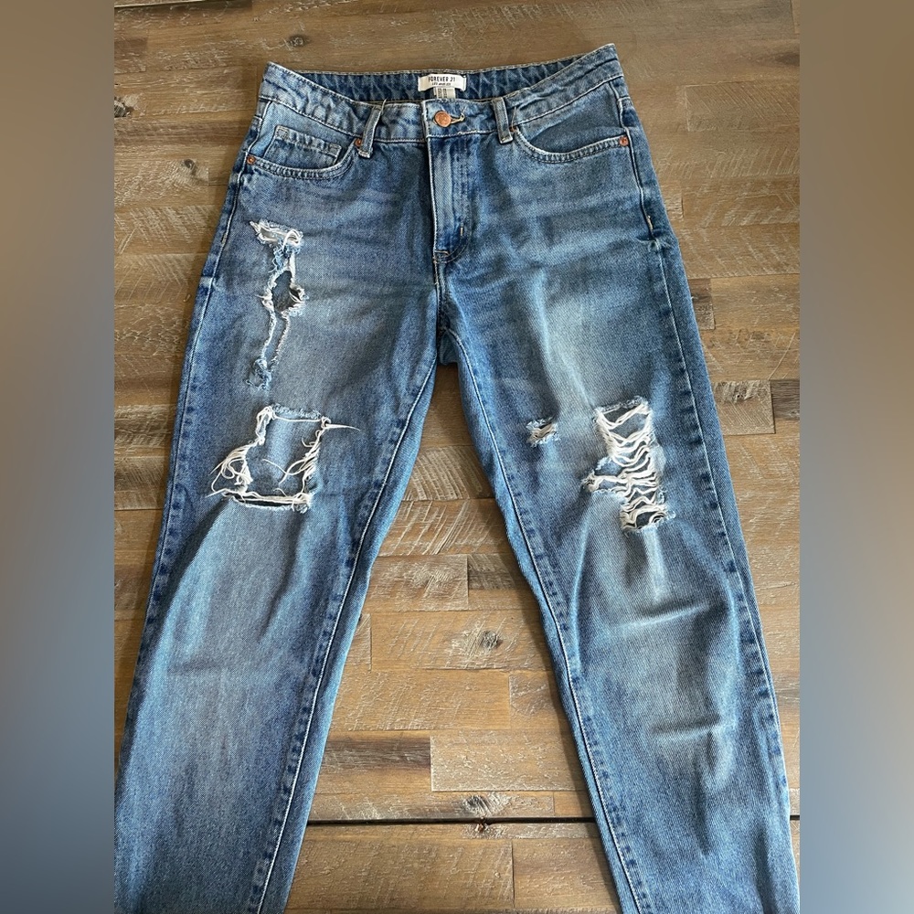 Ripped washed jeans!